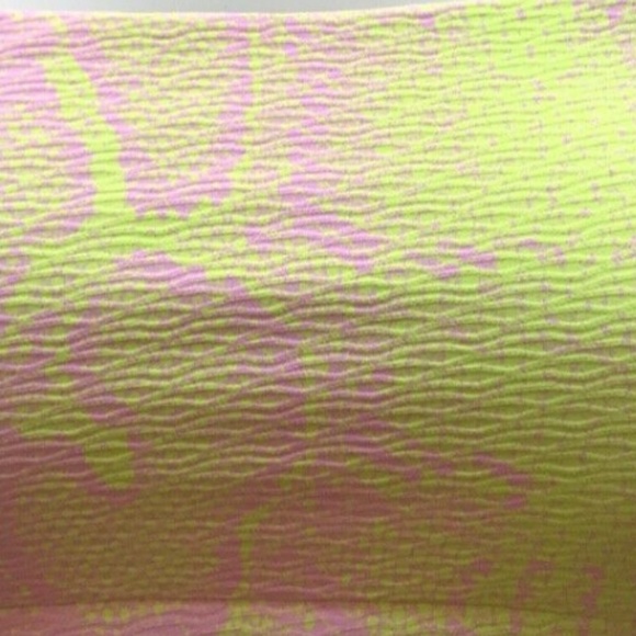 NEW Victoria's Secret Ruched Halter Tie Bikini Top - Picture 4 of 4